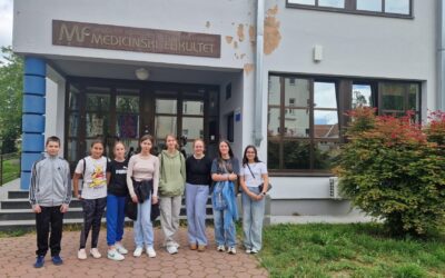 Učenici naše škole na Medicinskom fakultetu Osijek, na radionici “Jesmo li umreženi?”