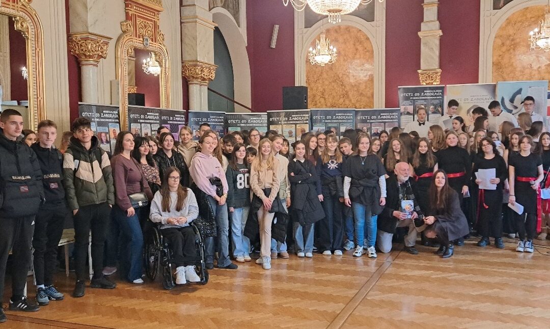 „Osmaši“ na otvorenju memorijalne izložbe Oteti od zaborava- 91 heroj Domovinskog rata