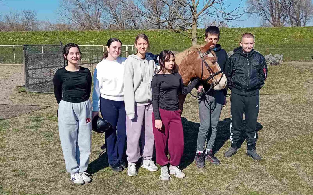 Učenje kroz iskustvo: boravak u prirodi i rad s konjima