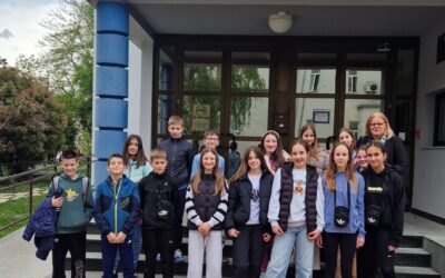 Naši učenici na Festivalu znanosti na MEFOS-u